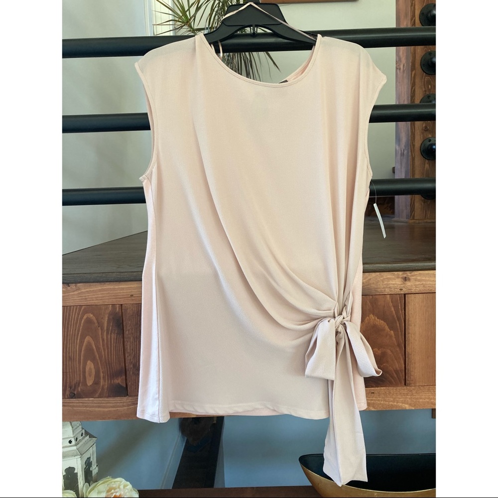 NWOT Vince Camuto Light Pink Blouse